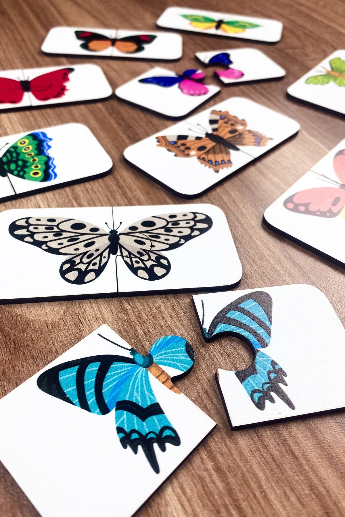 Kelebek Temalı Ahşap Iki Parçalı Eşleştirme Oyunu Okul Öncesi Bebek Eğitici Oyuncak